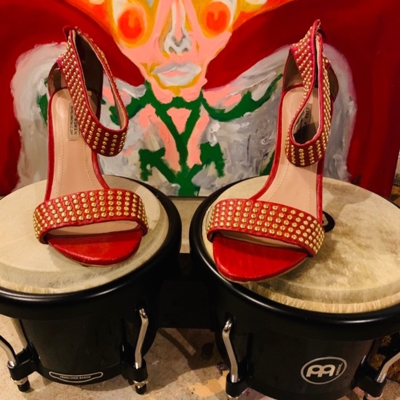 Brand new Beautiful Zara heels - Picture 2 of 5